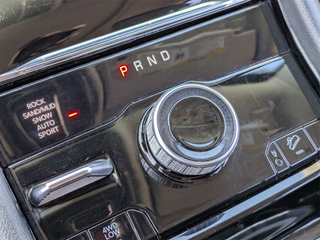 Thumbnail: 2023 Jeep Grand Cherokee - 24