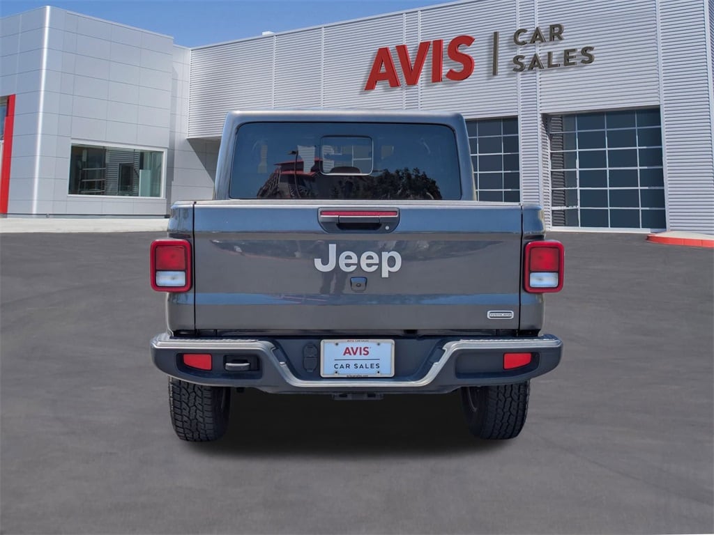 Thumbnail: 2023 Jeep Gladiator - 7