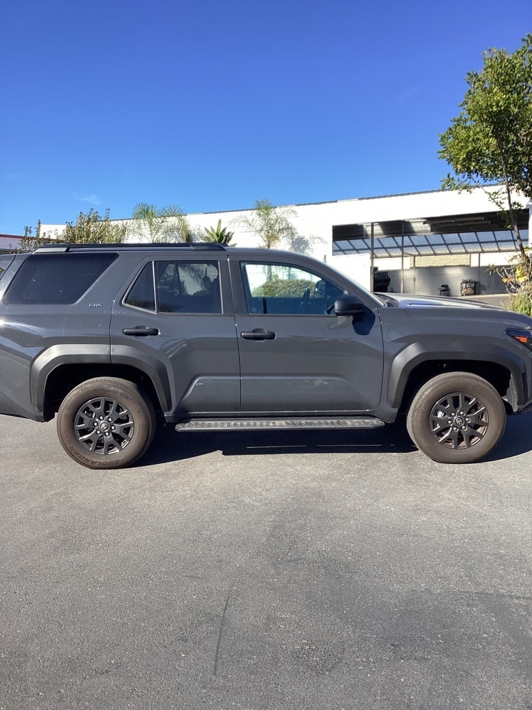 Thumbnail: 2025 Toyota 4Runner - 3
