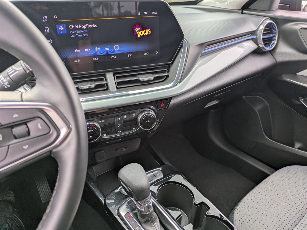 Thumbnail: 2025 Chevrolet Trax - 20