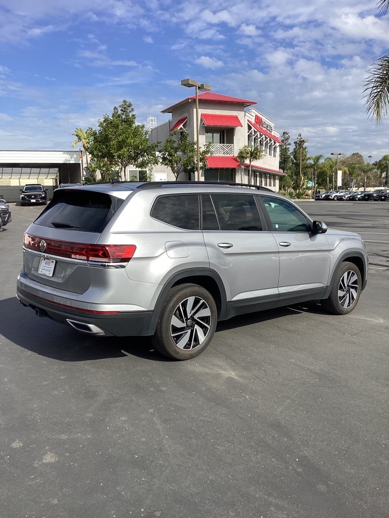 Thumbnail: 2024 Volkswagen Atlas - 1