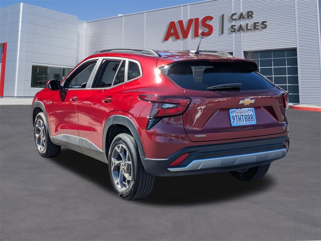 Thumbnail: 2025 Chevrolet Trax - 9