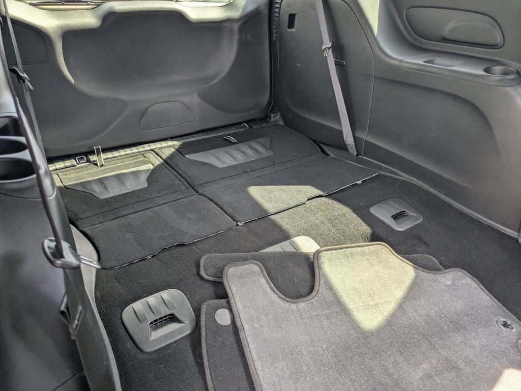 Thumbnail: 2025 Chrysler Pacifica - 27