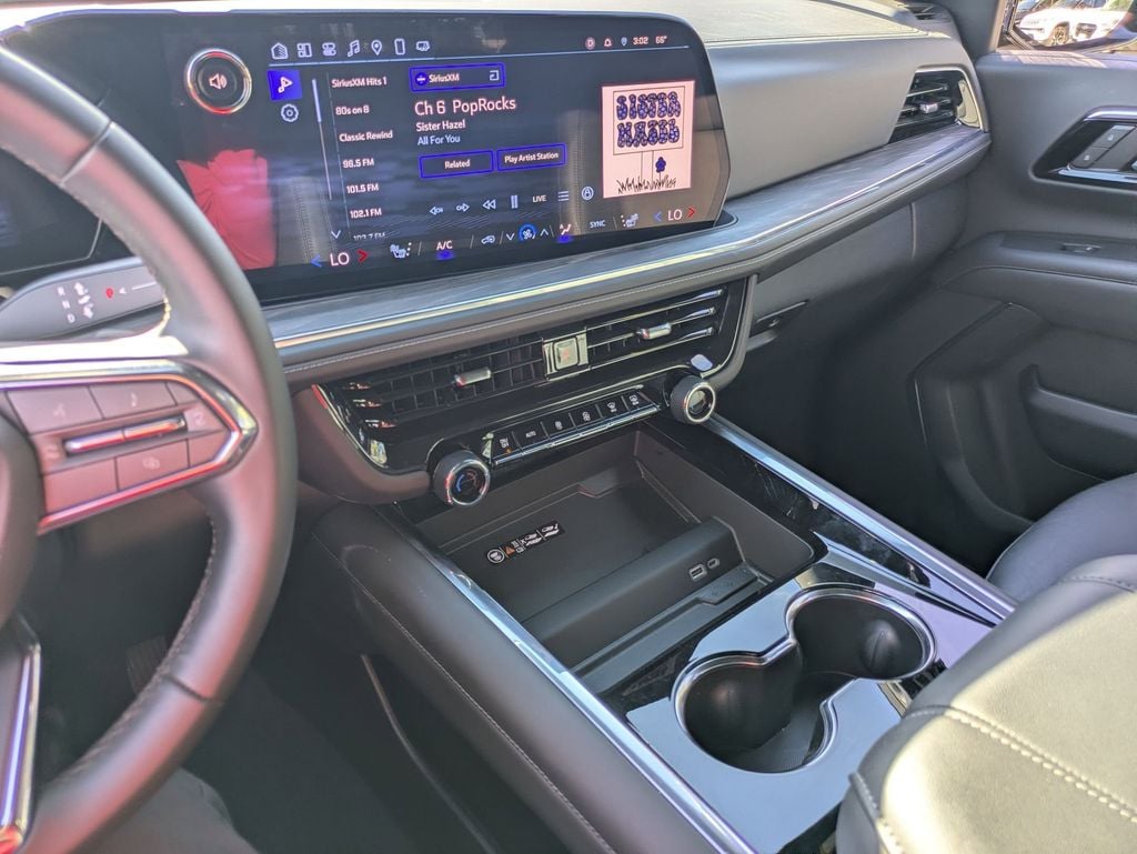 Thumbnail: 2025 Chevrolet Tahoe - 21