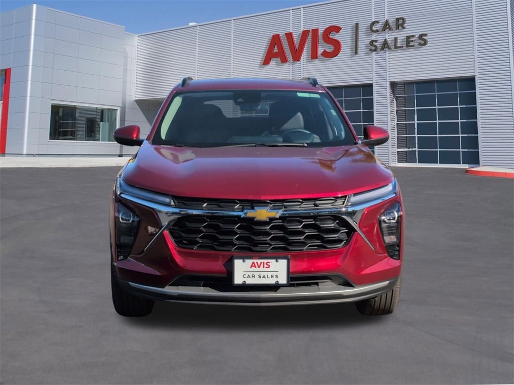 Thumbnail: 2025 Chevrolet Trax - 2