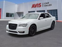 2022 Chrysler 300 Touring -
                  Vista, CA
