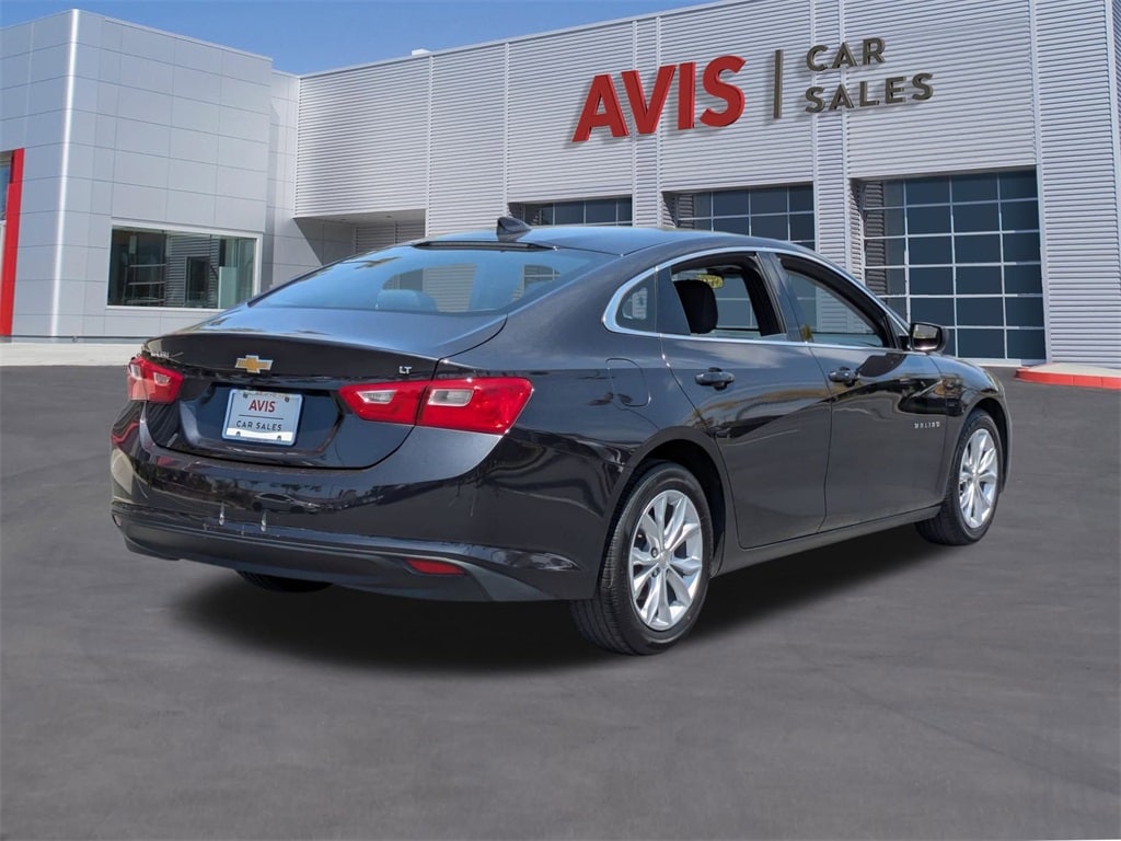 Thumbnail: 2023 Chevrolet Malibu - 6