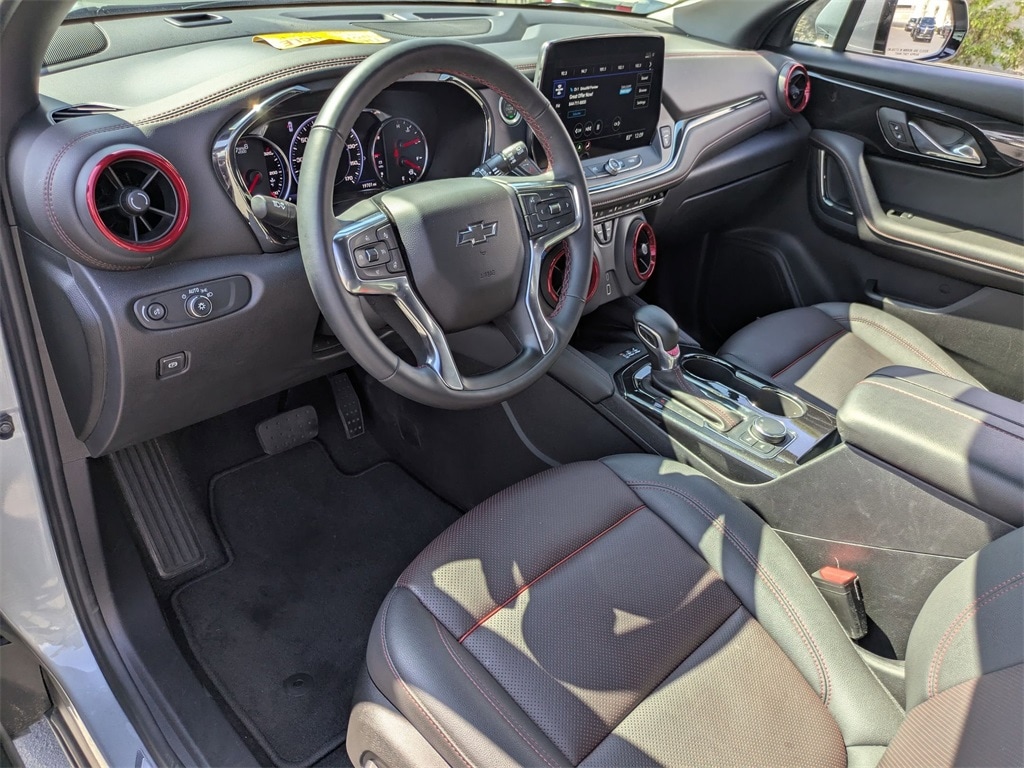 Thumbnail: 2025 Chevrolet Blazer - 18