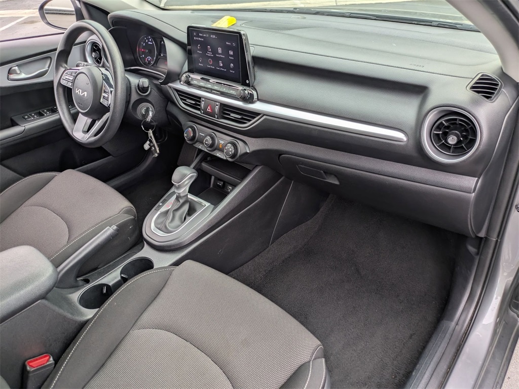 Thumbnail: 2024 Kia Forte - 29