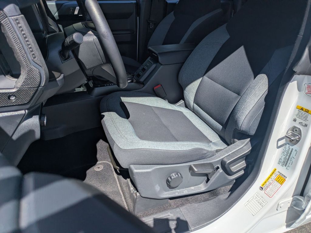 Thumbnail: 2025 Ford Bronco - 14