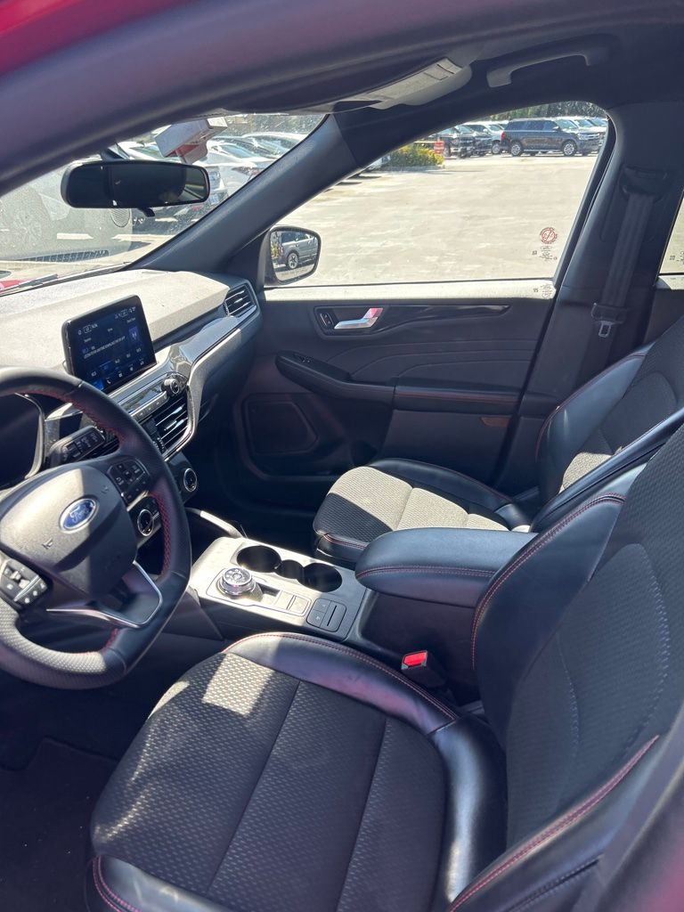 Thumbnail: 2025 Ford Escape - 19