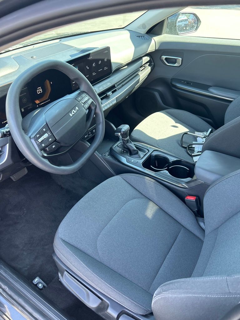 Thumbnail: 2025 Kia K4 - 14