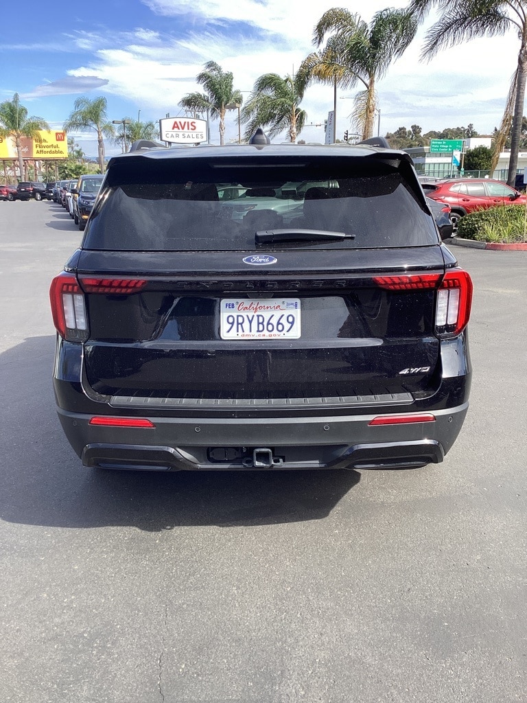 Thumbnail: 2025 Ford Explorer - 8