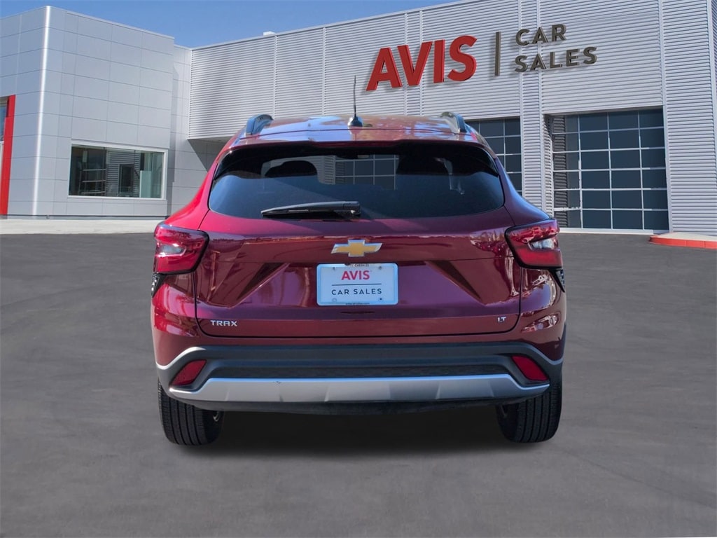 Thumbnail: 2025 Chevrolet Trax - 7