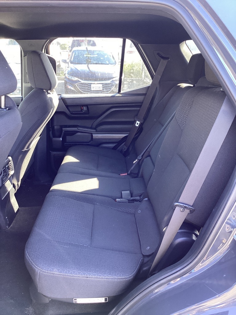 Thumbnail: 2025 Toyota 4Runner - 8