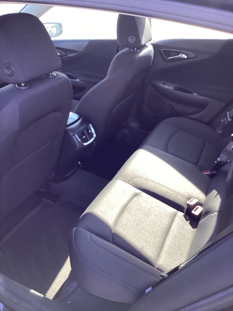 Thumbnail: 2023 Chevrolet Malibu - 9