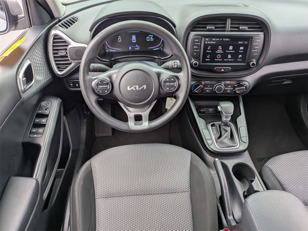 Thumbnail: 2023 Kia Soul - 25