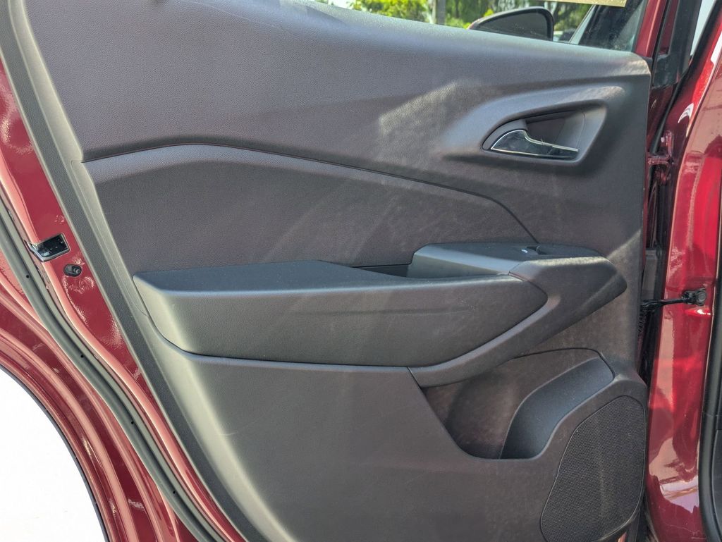 Thumbnail: 2025 Chevrolet Trax - 26