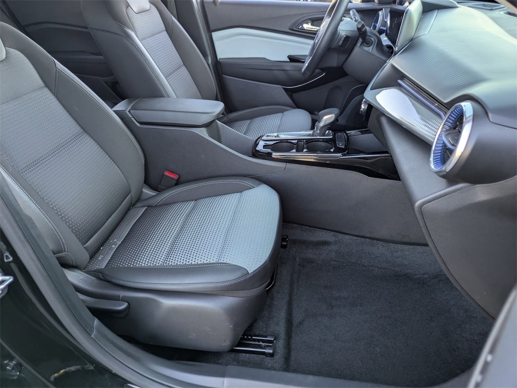 Thumbnail: 2025 Chevrolet Trax - 28