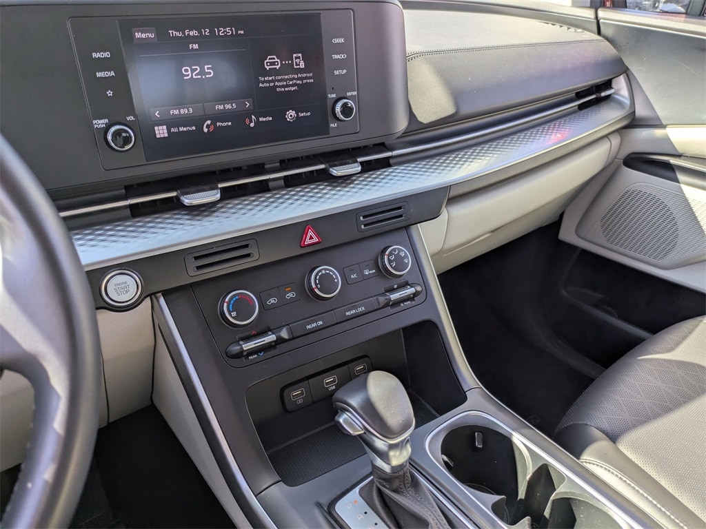 Thumbnail: 2024 Kia Carnival - 20