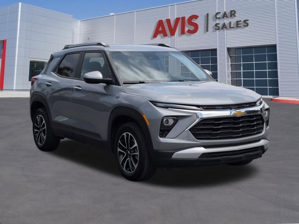 Thumbnail: 2025 Chevrolet TrailBlazer - 3