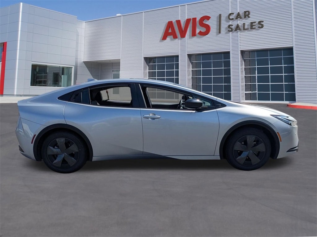 Thumbnail: 2025 Toyota Prius - 5