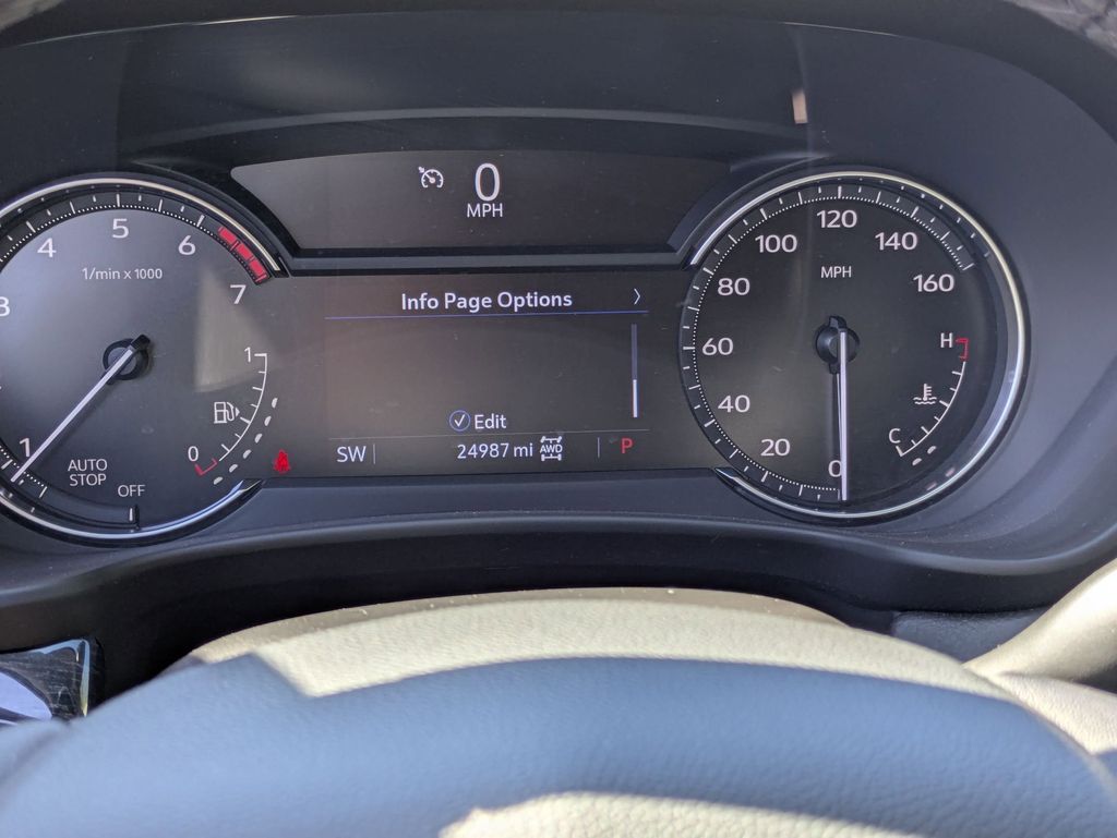 Thumbnail: 2023 Cadillac XT4 - 19