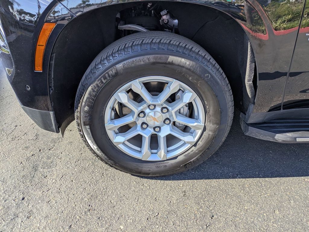 Thumbnail: 2025 Chevrolet Tahoe - 14