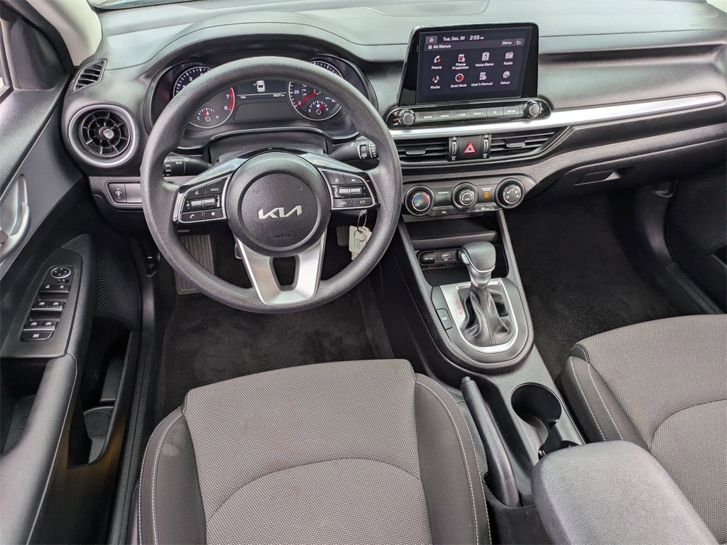 Thumbnail: 2024 Kia Forte - 25