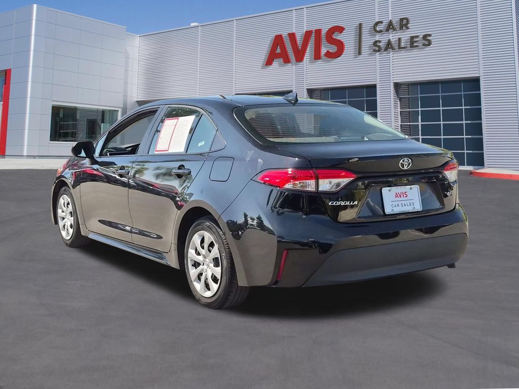 Thumbnail: 2025 Toyota Corolla - 9