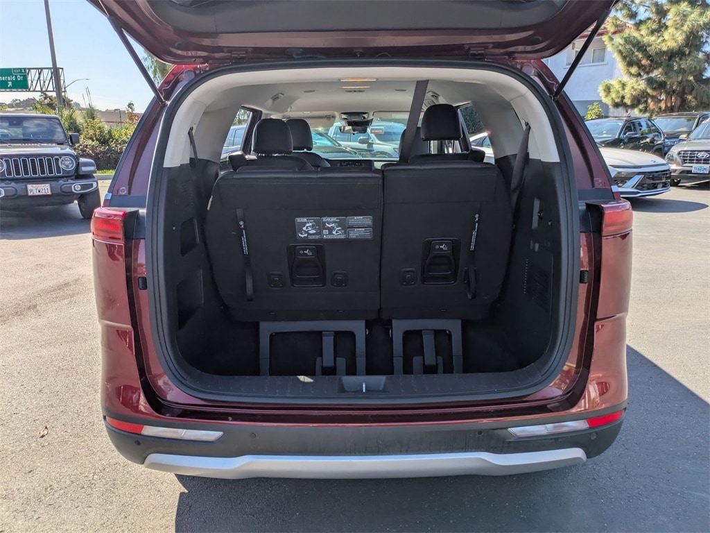 Thumbnail: 2024 Kia Carnival - 33