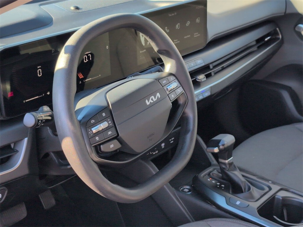 Thumbnail: 2025 Kia K4 - 15