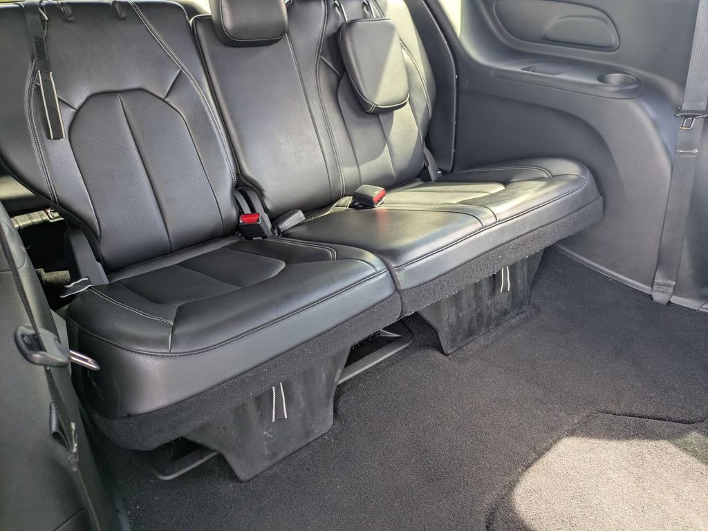 Thumbnail: 2025 Chrysler Pacifica - 26