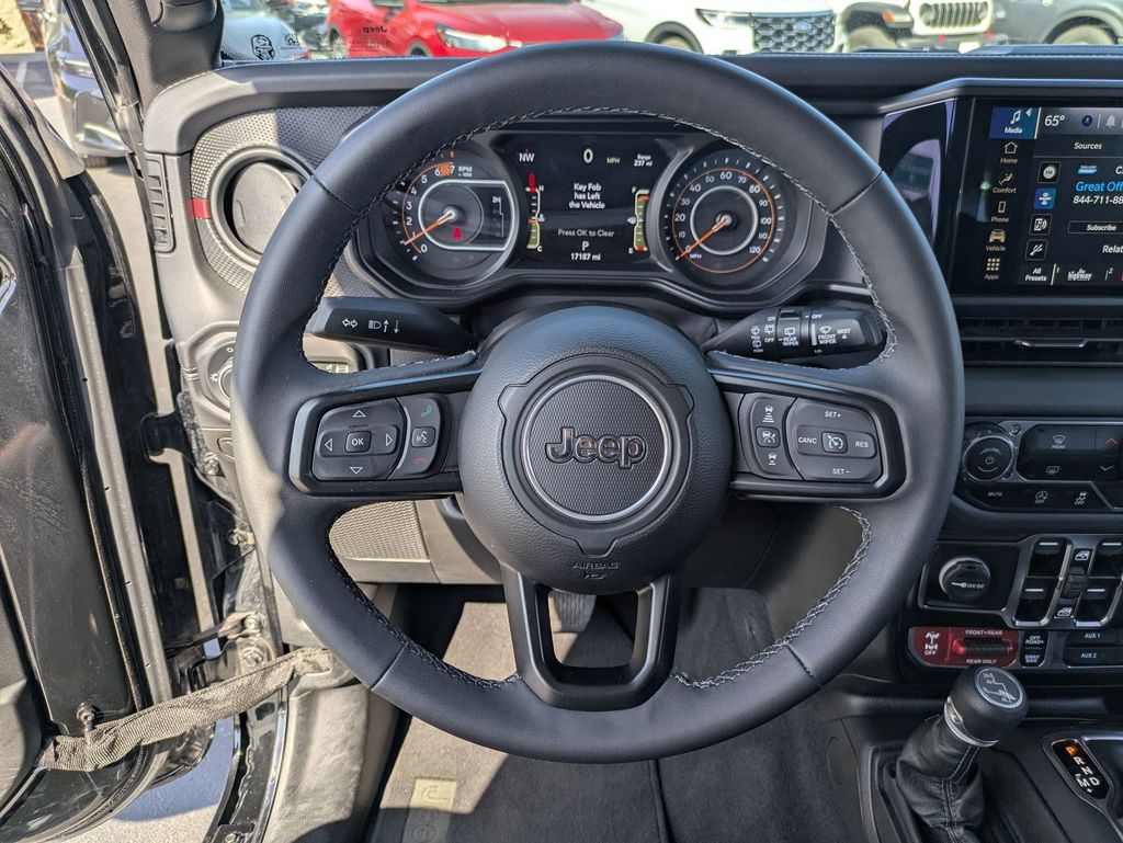 Thumbnail: 2025 Jeep Wrangler - 18