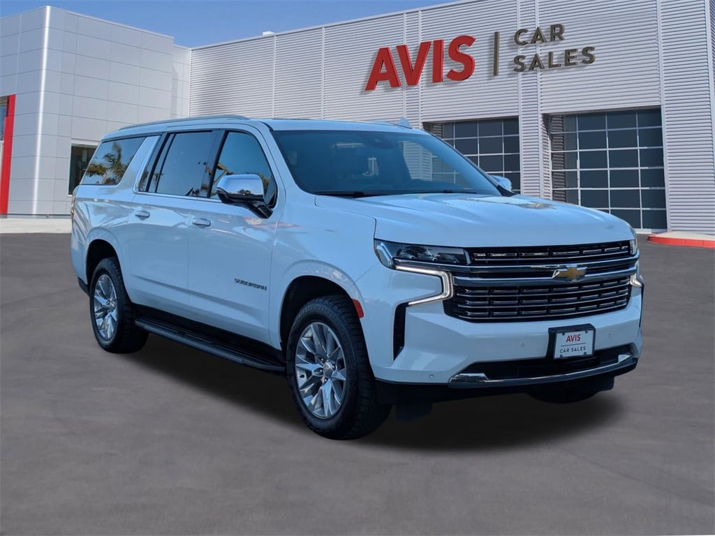 Thumbnail: 2023 Chevrolet Suburban - 3