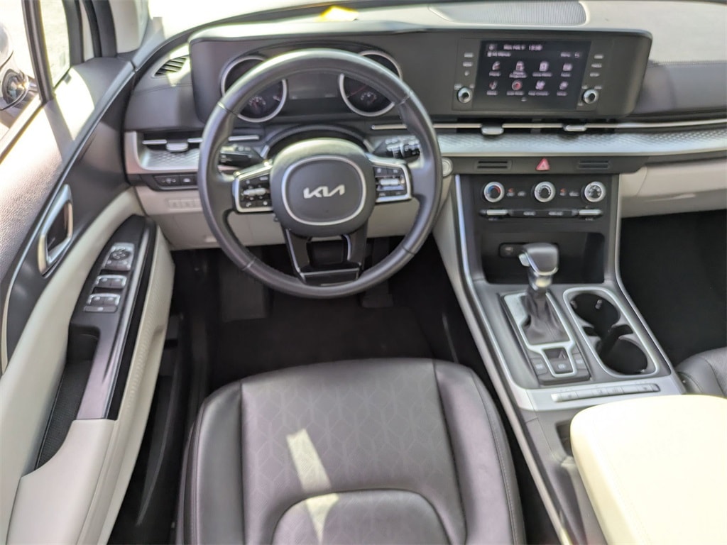 Thumbnail: 2024 Kia Carnival - 25