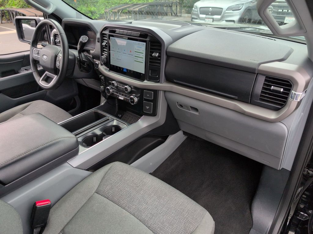 Thumbnail: 2024 Ford F-150 - 32