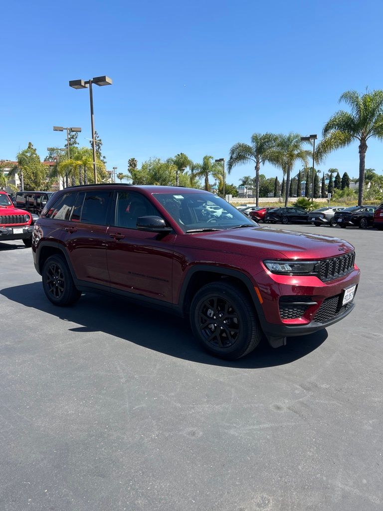 Thumbnail: 2025 Jeep Grand Cherokee - 5