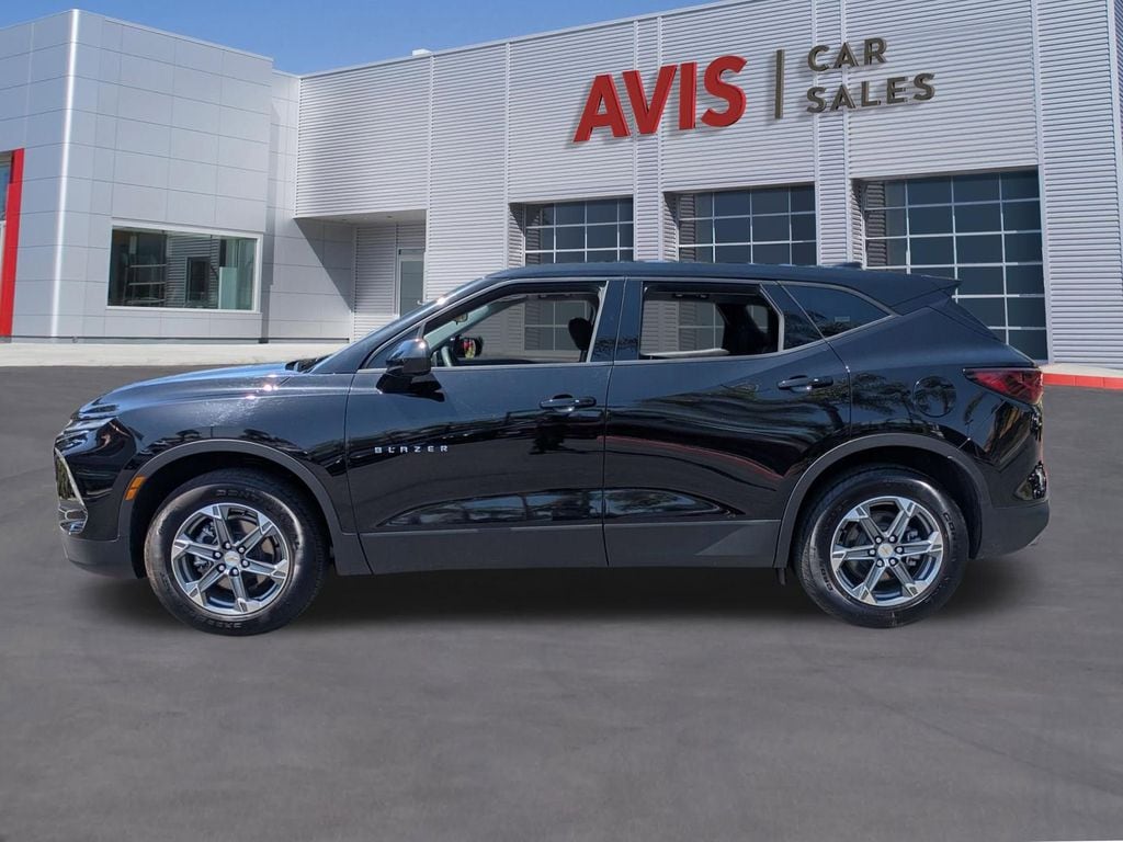 Thumbnail: 2025 Chevrolet Blazer - 10