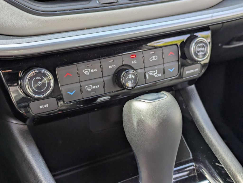 Thumbnail: 2025 Jeep Compass - 22