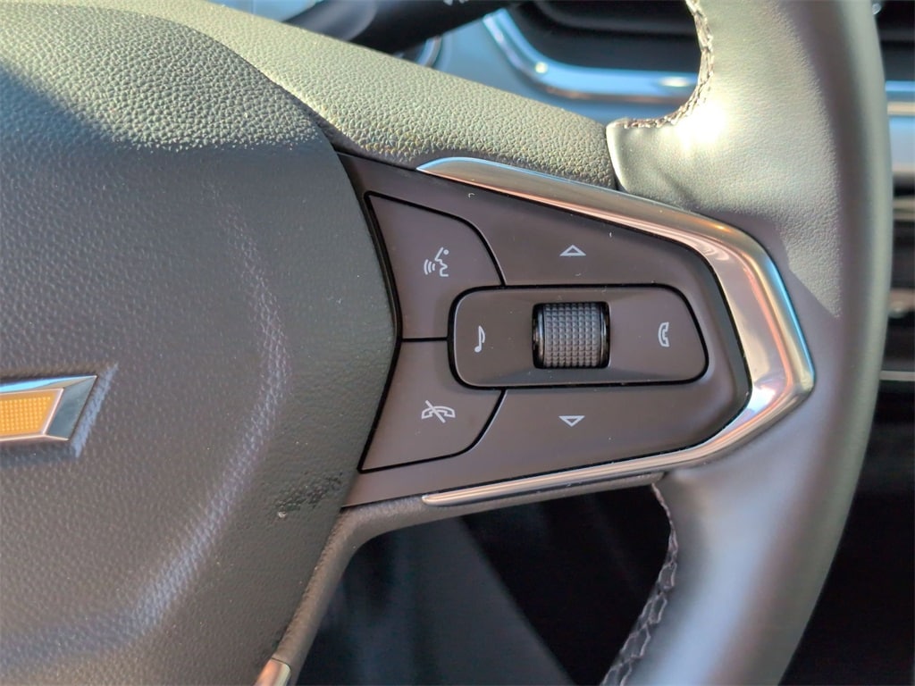 Thumbnail: 2025 Chevrolet Trax - 21