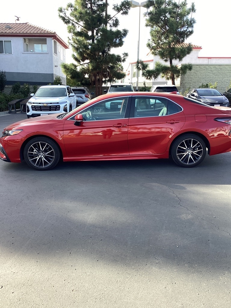 Thumbnail: 2024 Toyota Camry - 6