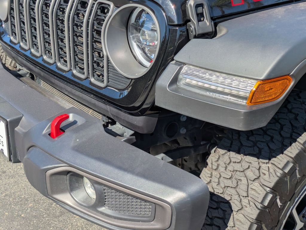 Thumbnail: 2025 Jeep Wrangler - 11