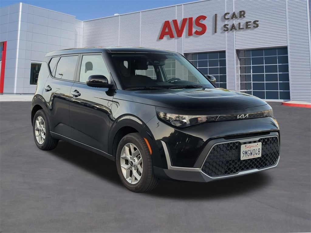 Thumbnail: 2024 Kia Soul - 3