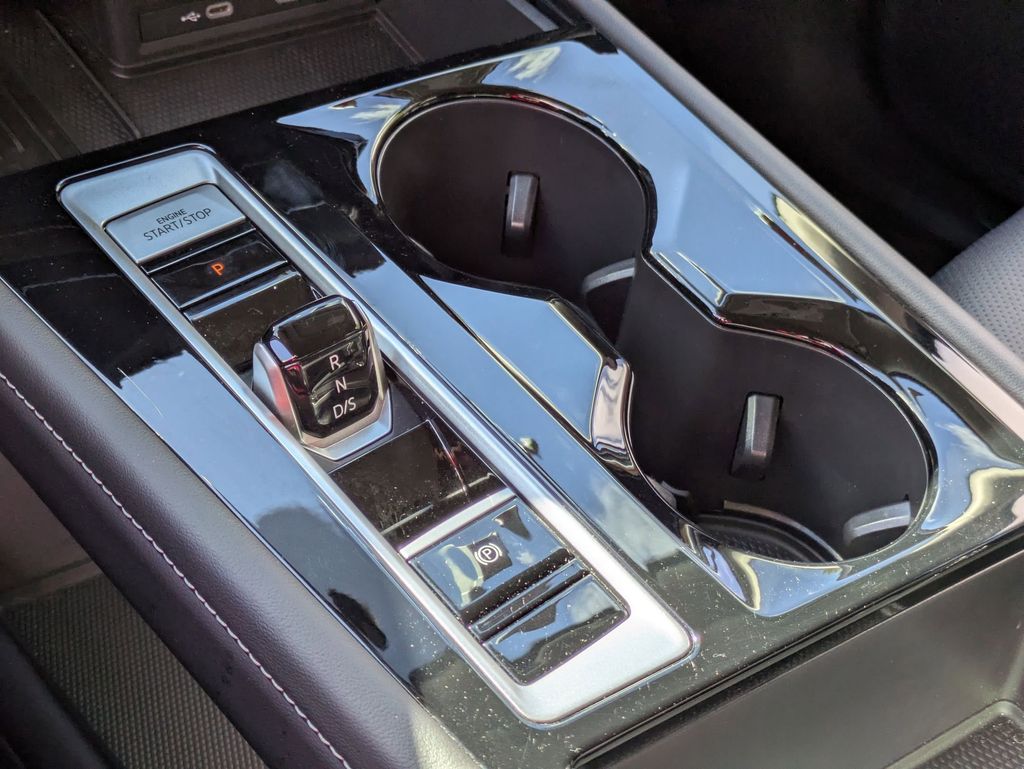 Thumbnail: 2025 Volkswagen Atlas - 23