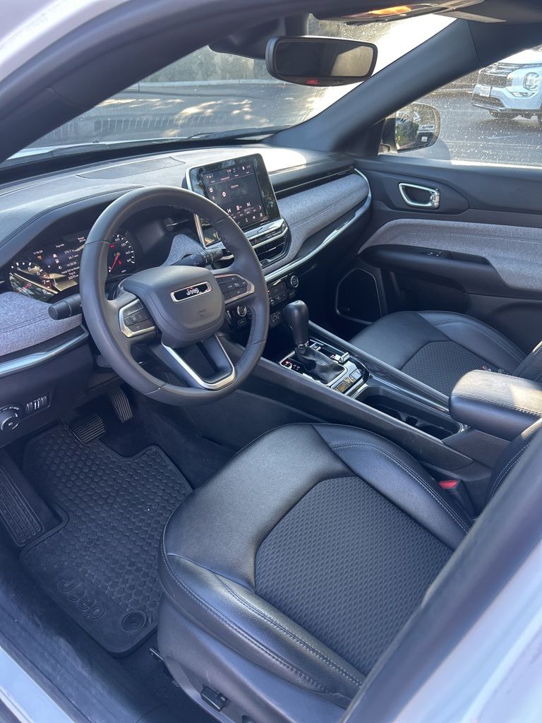 Thumbnail: 2025 Jeep Compass - 8