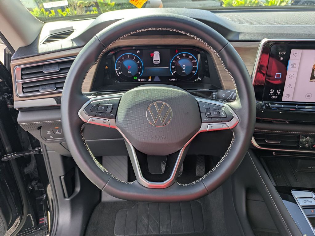 Thumbnail: 2025 Volkswagen Atlas - 18