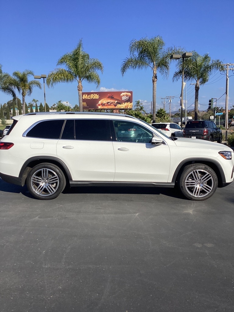 Thumbnail: 2024 Mercedes-Benz GLS - 3