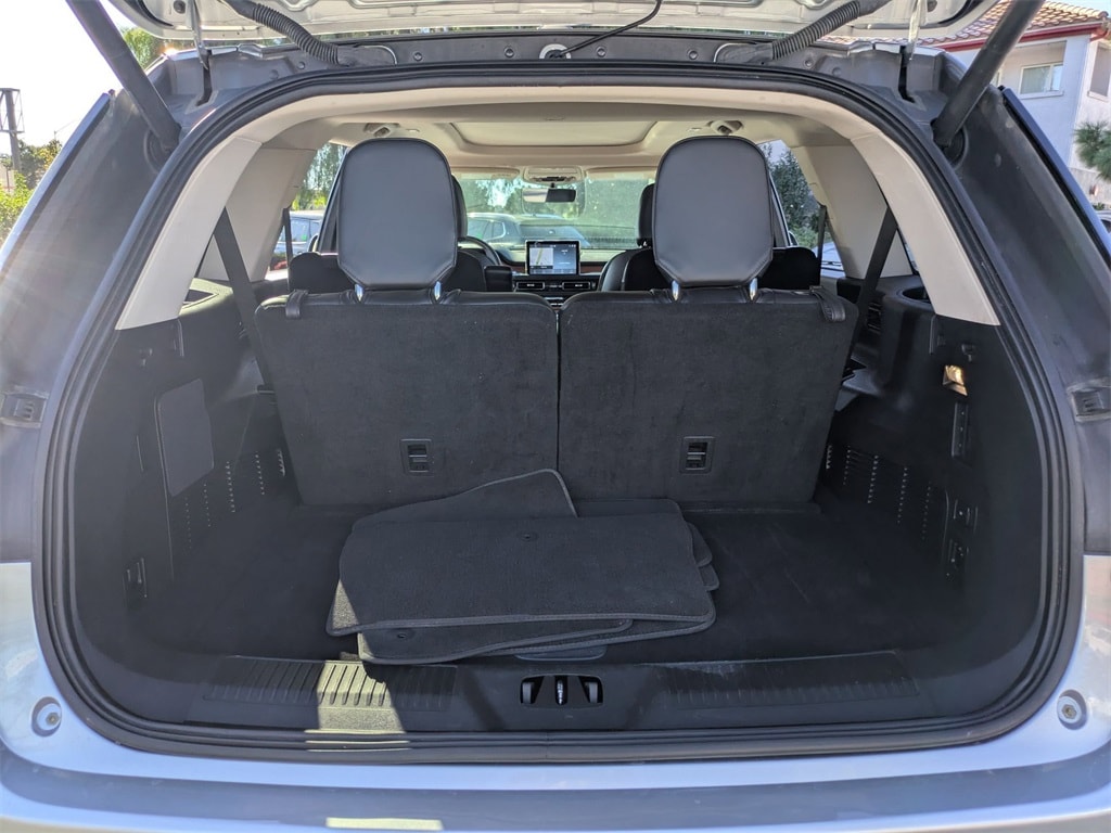 Thumbnail: 2024 Lincoln Aviator - 31