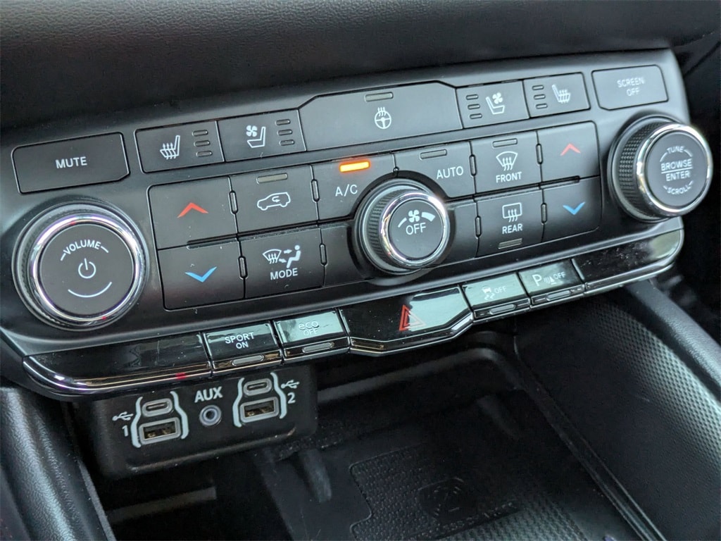 Thumbnail: 2024 Dodge Durango - 22